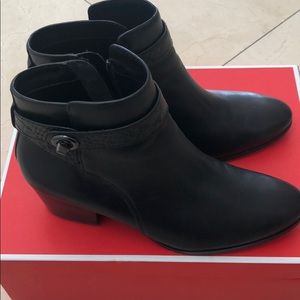 Coach Patricia Black Leather Short Buckle Boot